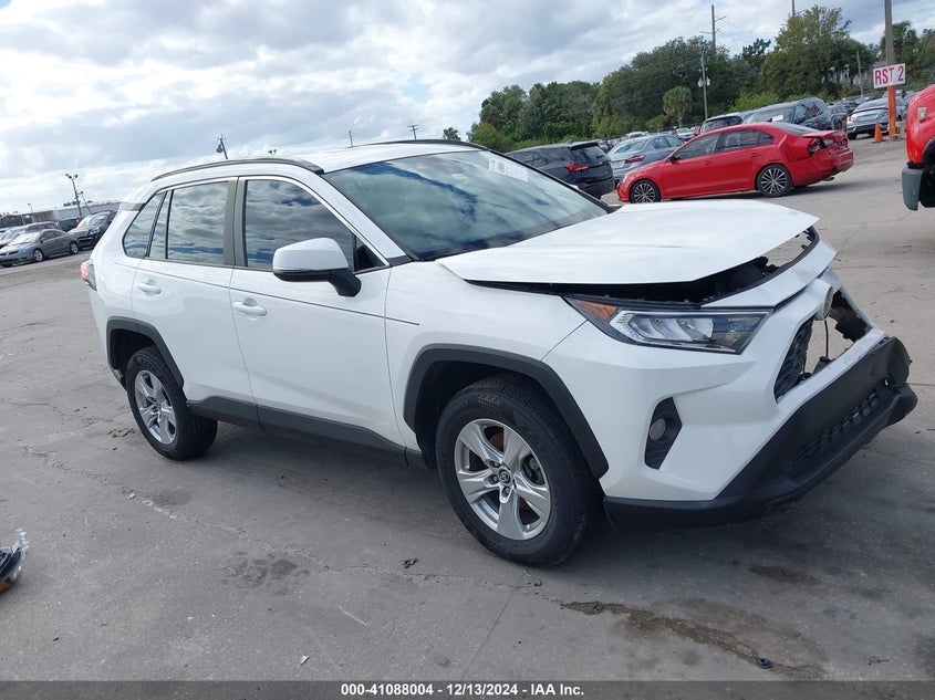 2020 TOYOTA RAV4 XLE - 2T3W1RFV0LW064716