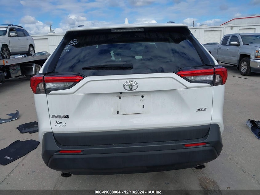 2020 TOYOTA RAV4 XLE - 2T3W1RFV0LW064716