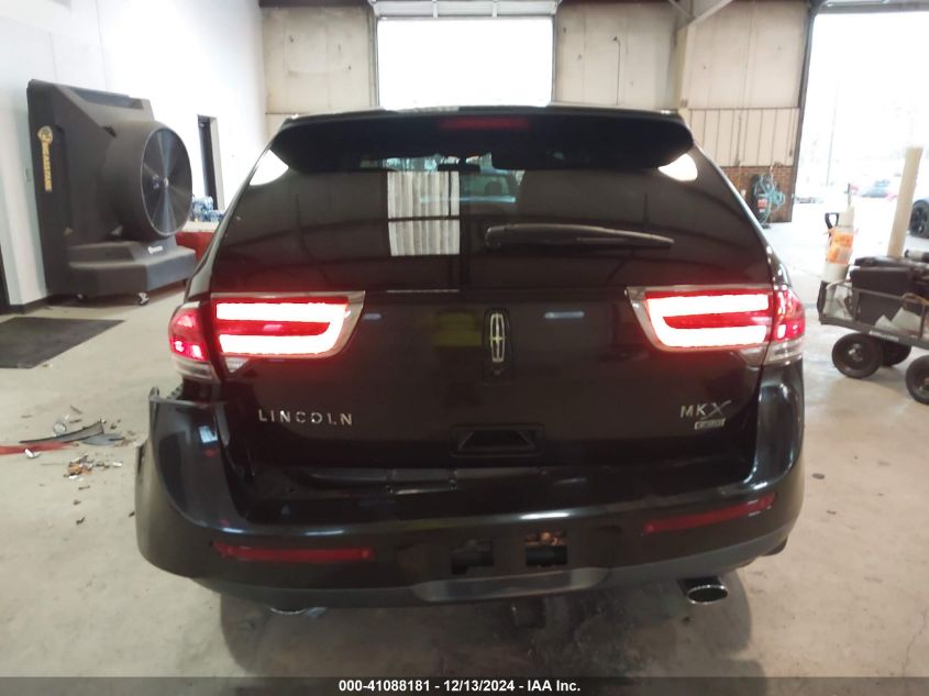 VIN 2LMDJ8JK2FBL34681 2015 Lincoln MKX no.16