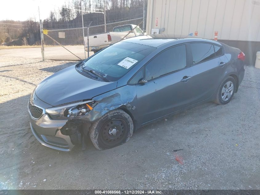 VIN KNAFX4A67G5535272 2016 KIA Forte, LX no.2