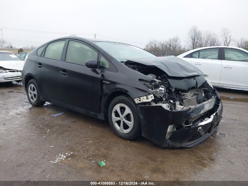 2015 Toyota Prius, Two