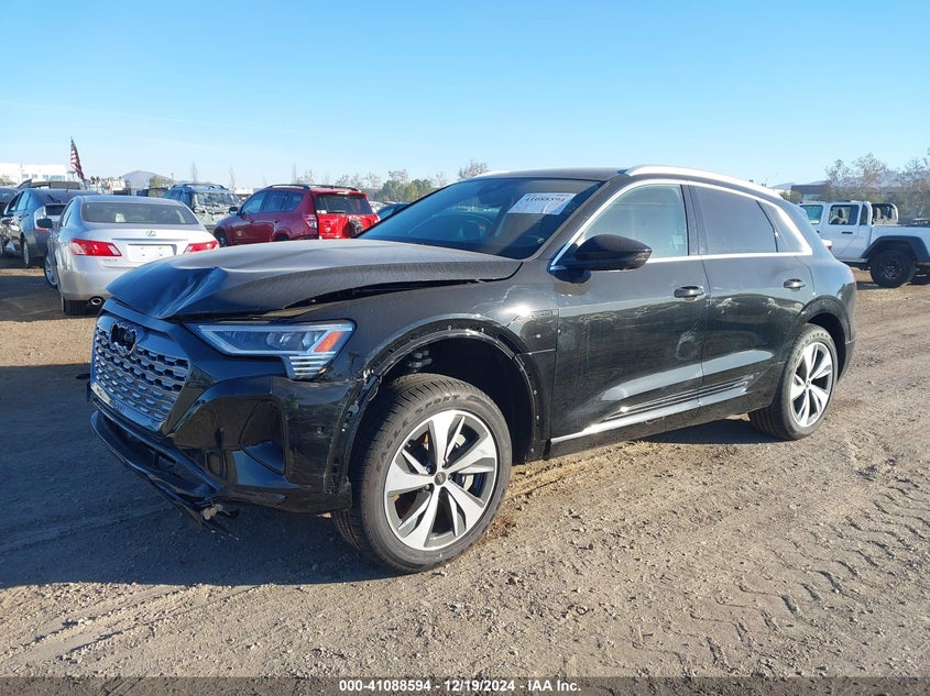 Vin: wa15aage5rb054612, lot: 41578713, audi q8 e-tron premium plus quattro 20242