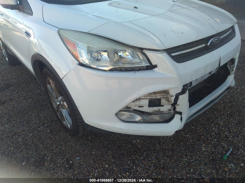 VIN 1FMCU0G93FUA14588 2015 Ford Escape, SE no.13