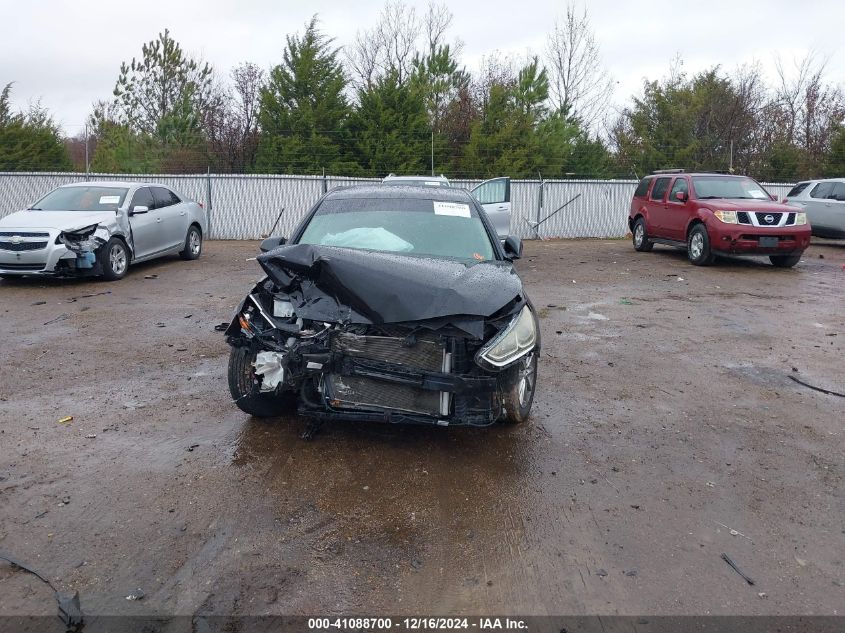 VIN 5NPE24AF7JH647591 2018 Hyundai Sonata, SE no.12