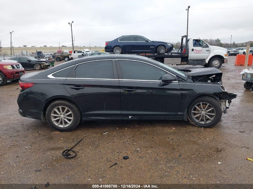 VIN 5NPE24AF7JH647591 2018 Hyundai Sonata, SE no.13