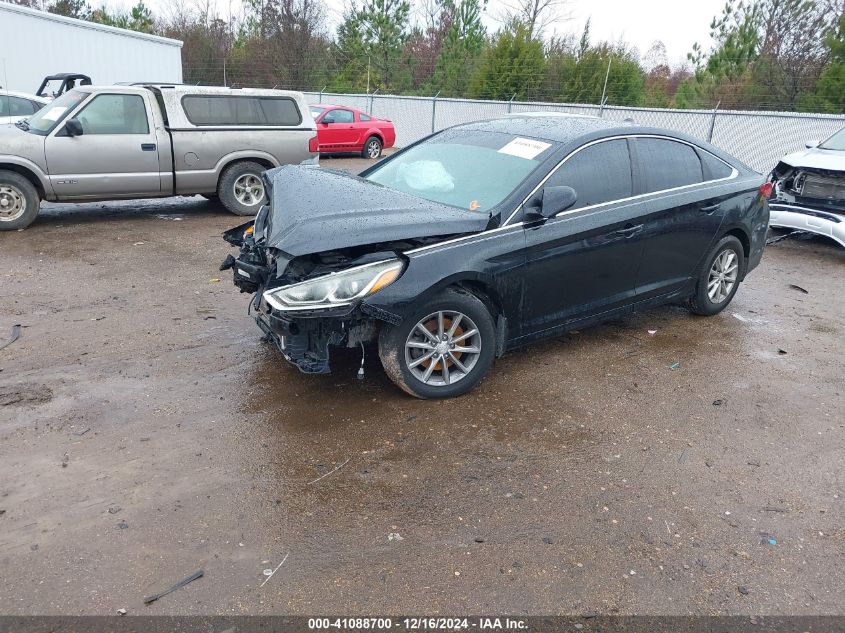 VIN 5NPE24AF7JH647591 2018 Hyundai Sonata, SE no.2