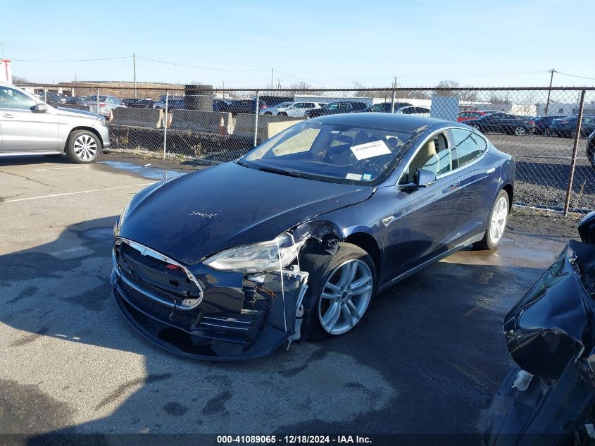 2014 Tesla Model S P85 VIN: 5YJSA1H14EFP37557 Lot: 41089065