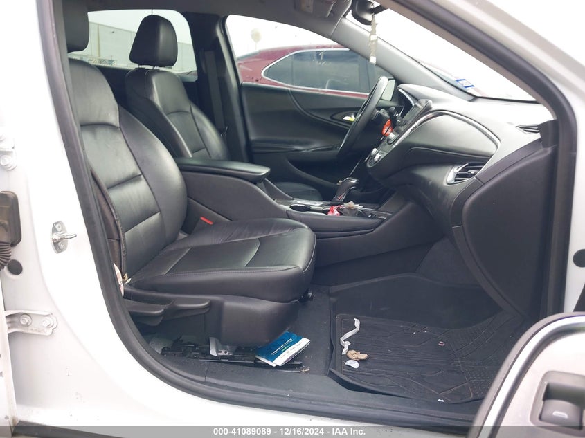 2019 CHEVROLET MALIBU LT - 1G1ZD5ST5KF196946