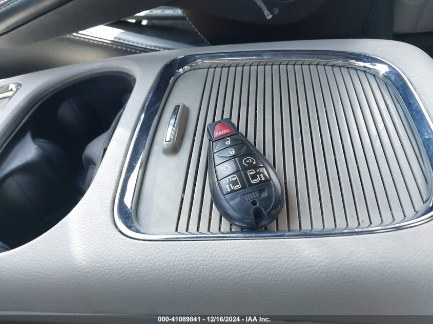 2019 DODGE GRAND CARAVAN SXT - 2C4RDGCGXKR642389