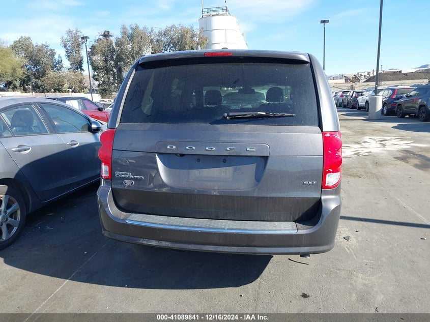 2019 DODGE GRAND CARAVAN SXT - 2C4RDGCGXKR642389