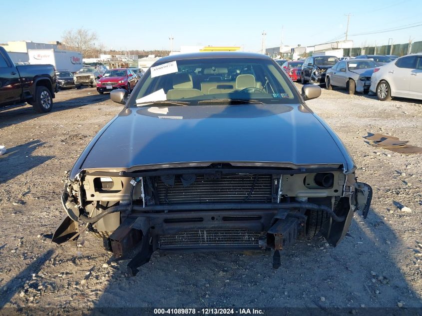 2003 Mercury Grand Marquis Gs VIN: 2MEFM74W23X662687 Lot: 41089878