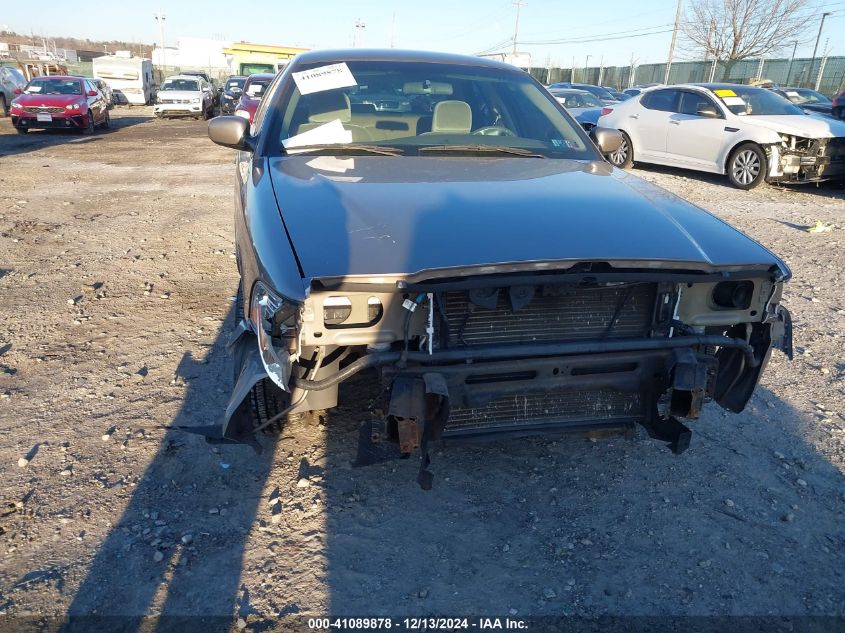 2003 Mercury Grand Marquis Gs VIN: 2MEFM74W23X662687 Lot: 41089878