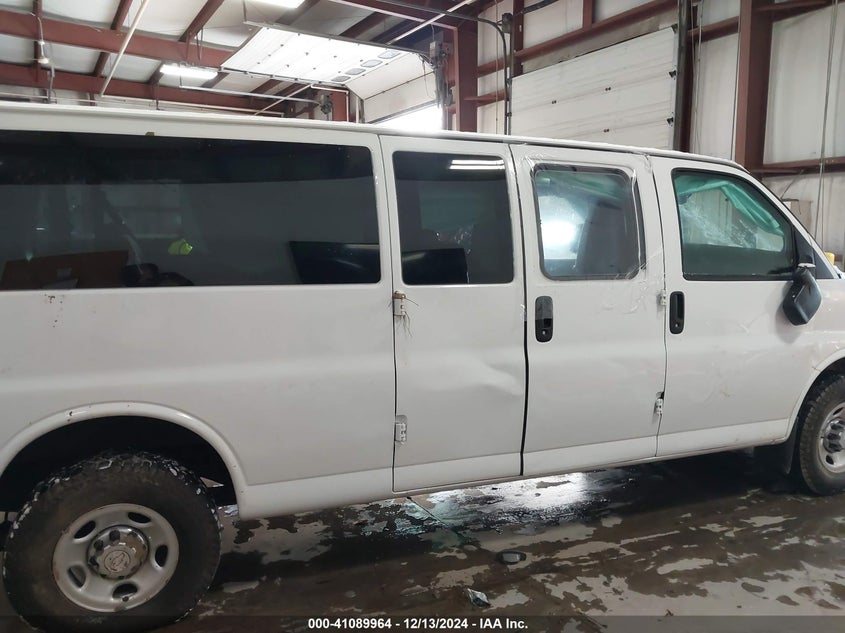 2018 CHEVROLET EXPRESS 3500 LT - 1GAZGPFG3J1284681