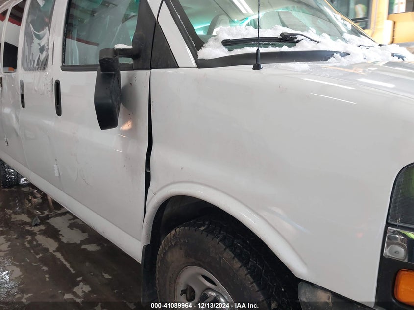 2018 CHEVROLET EXPRESS 3500 LT - 1GAZGPFG3J1284681