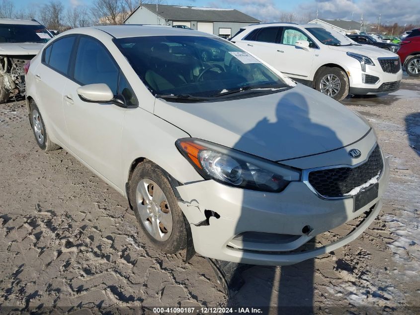 VIN KNAFK4A64F5367975 2015 KIA Forte, LX no.1