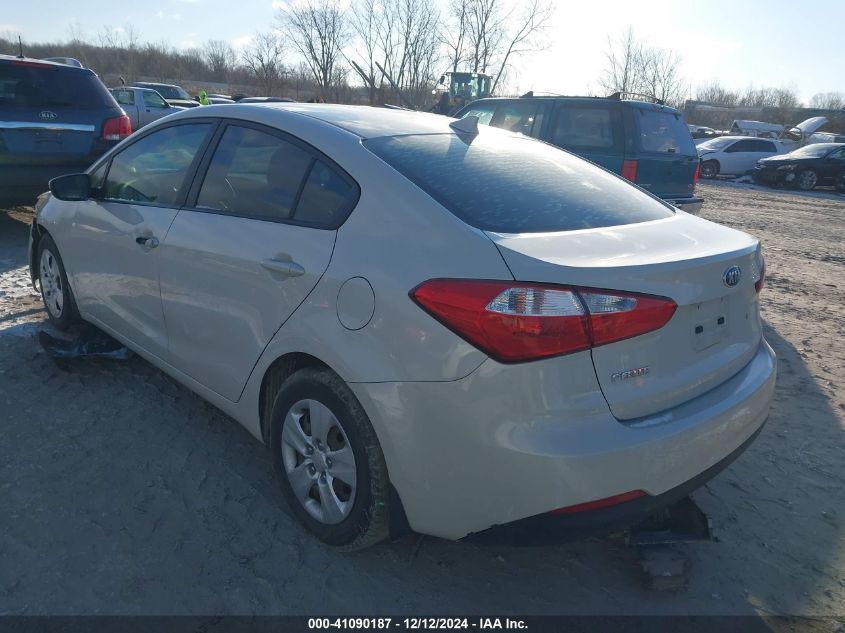 VIN KNAFK4A64F5367975 2015 KIA Forte, LX no.3