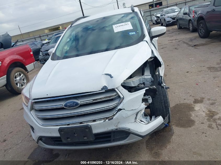 VIN 1FMCU0G90JUB49746 2018 FORD ESCAPE no.12