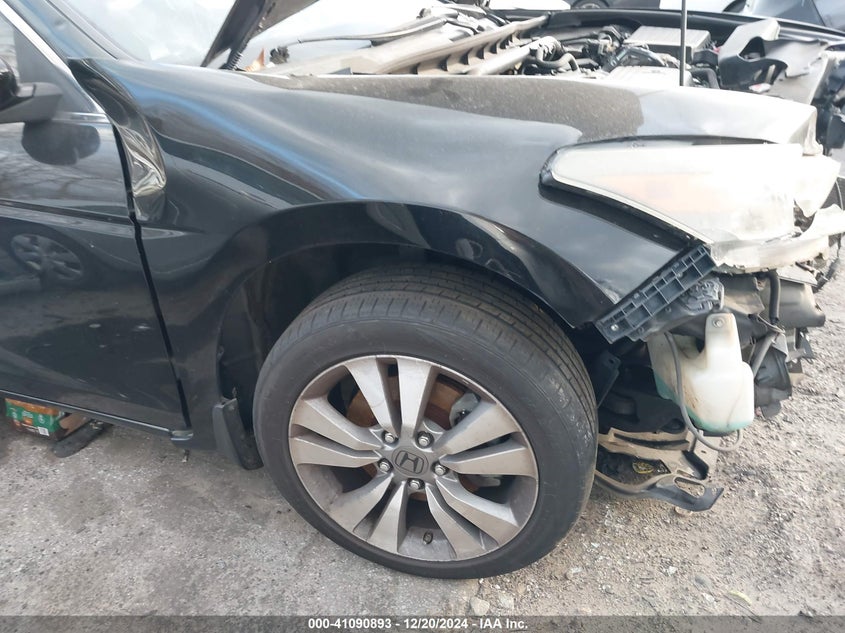 2012 HONDA ACCORD VIN: 1HGCS1B89CA024023