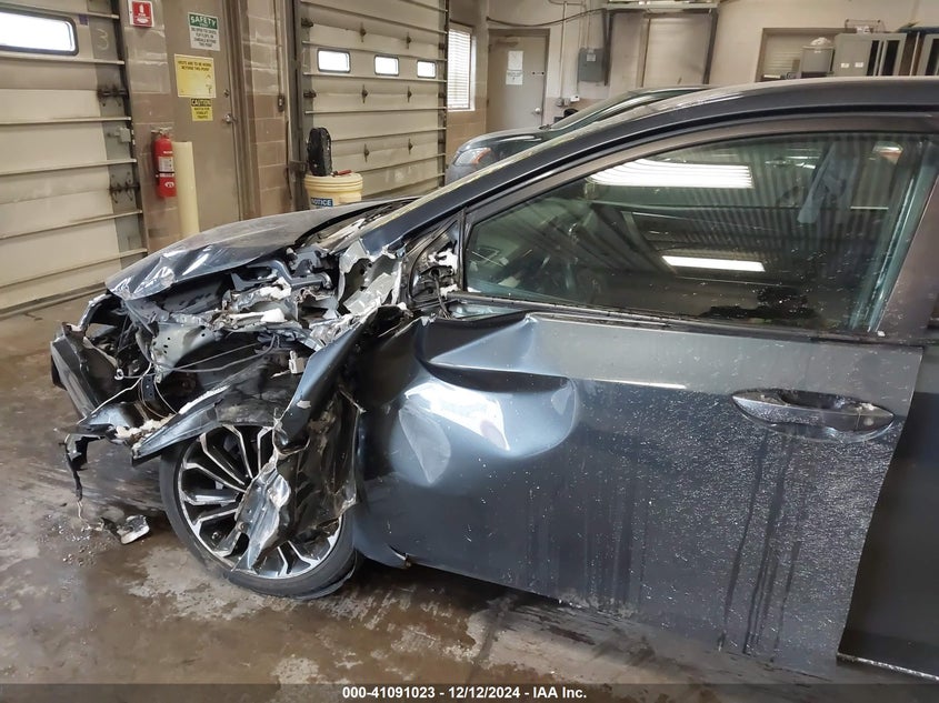2015 TOYOTA COROLLA S PLUS - 2T1BURHE3FC447583