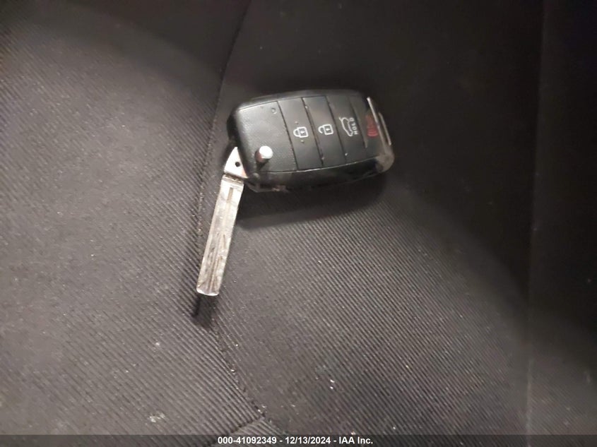 2014 KIA SOUL + - KNDJP3A56E7103952