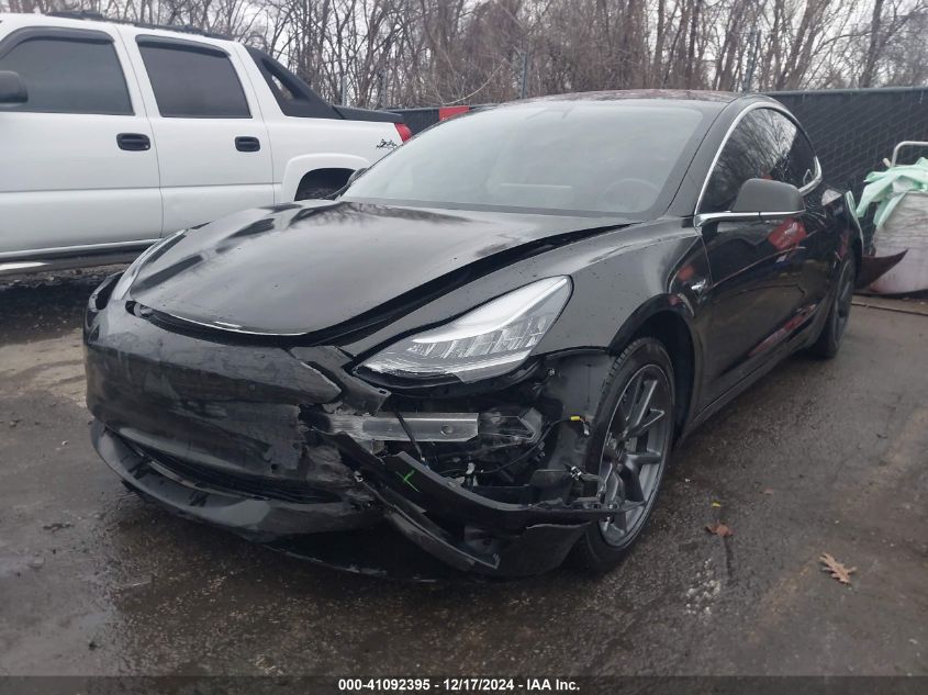 VIN 5YJ3E1EBXJF127906 2018 TESLA MODEL 3 no.2