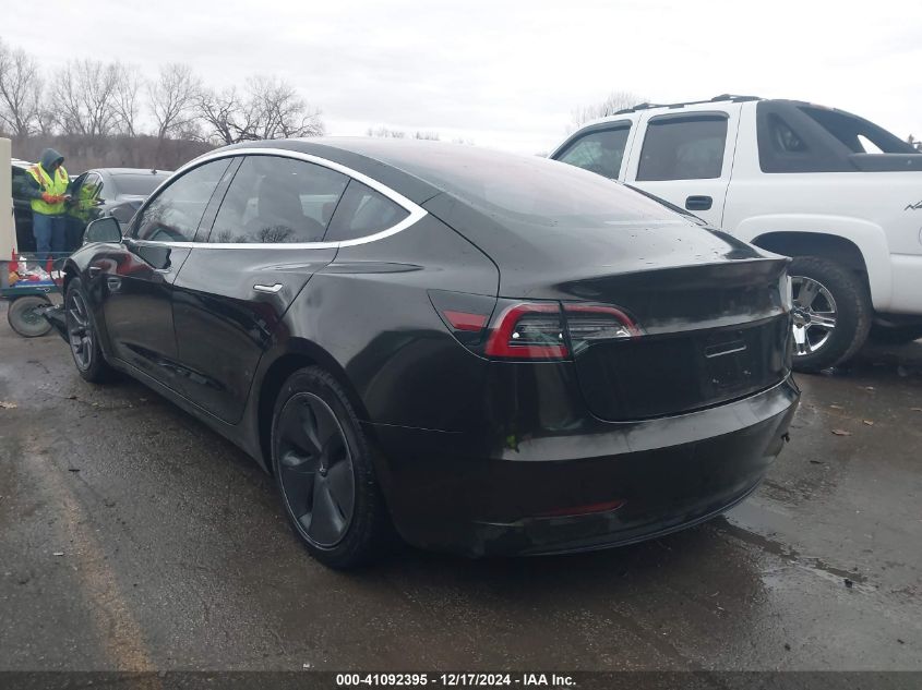 VIN 5YJ3E1EBXJF127906 2018 TESLA MODEL 3 no.3