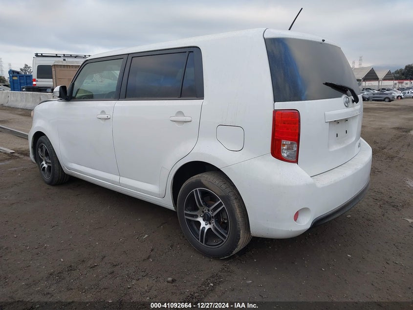 Vin: jtlze4fe8fj078410, lot: 41582783, scion xb 20153