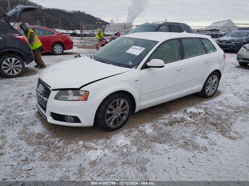 VIN WAUBJAFM4DA004040 2013 Audi A3, 2.0 Tdi Premium no.2