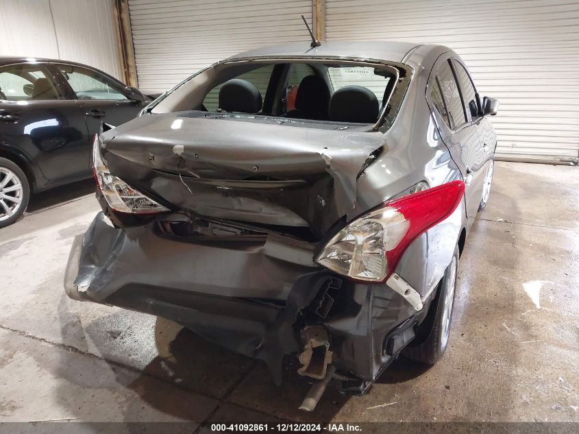 VIN 3N1CN7AP4KL870037 2019 NISSAN VERSA no.4