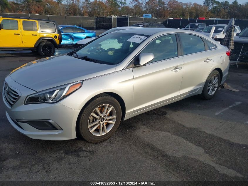 VIN 5NPE24AF2GH386931 2016 Hyundai Sonata, SE no.2