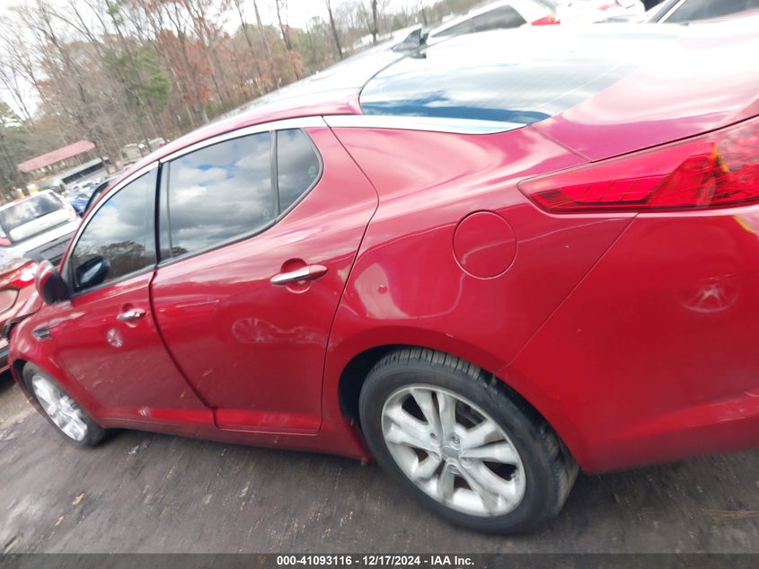 2012 KIA OPTIMA VIN: 5XXGN4A72CG049352