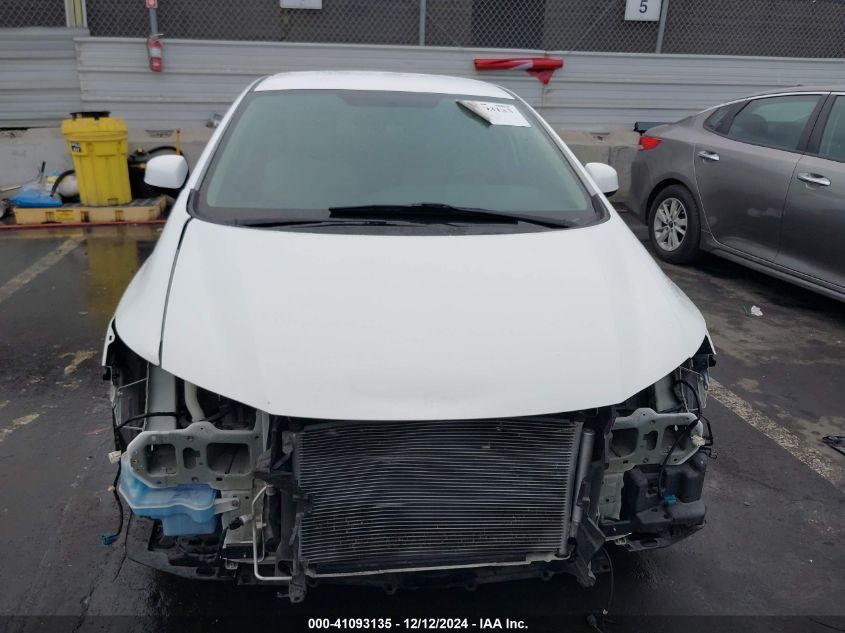 VIN 19XFB2F55DE255422 2013 Honda Civic, LX no.13