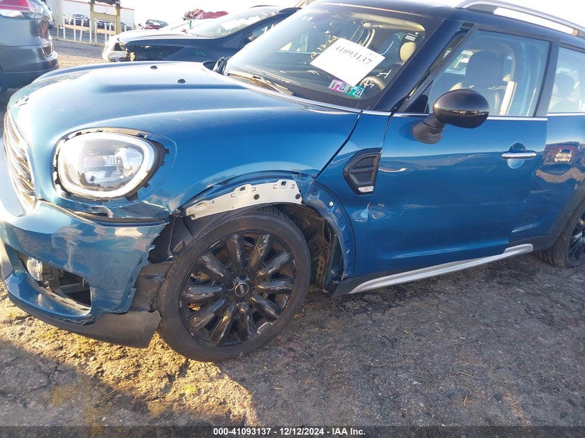 2017 MINI COUNTRYMAN COOPER - WMZYS7C34H3E06405