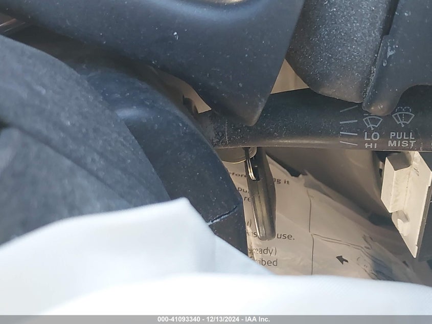 2002 Subaru Forester L VIN: JF1SF63552H712094 Lot: 41093340