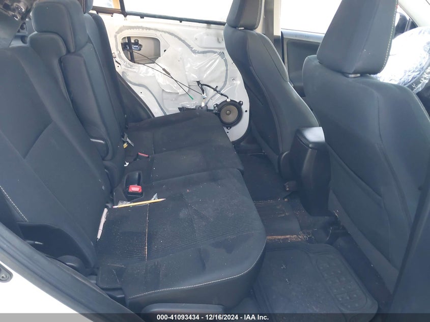 2014 TOYOTA RAV4 XLE - 2T3WFREV5EW112068