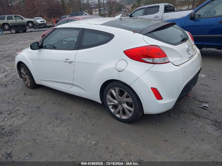 VIN KMHTC6ADXGU268450 2016 Hyundai Veloster no.3