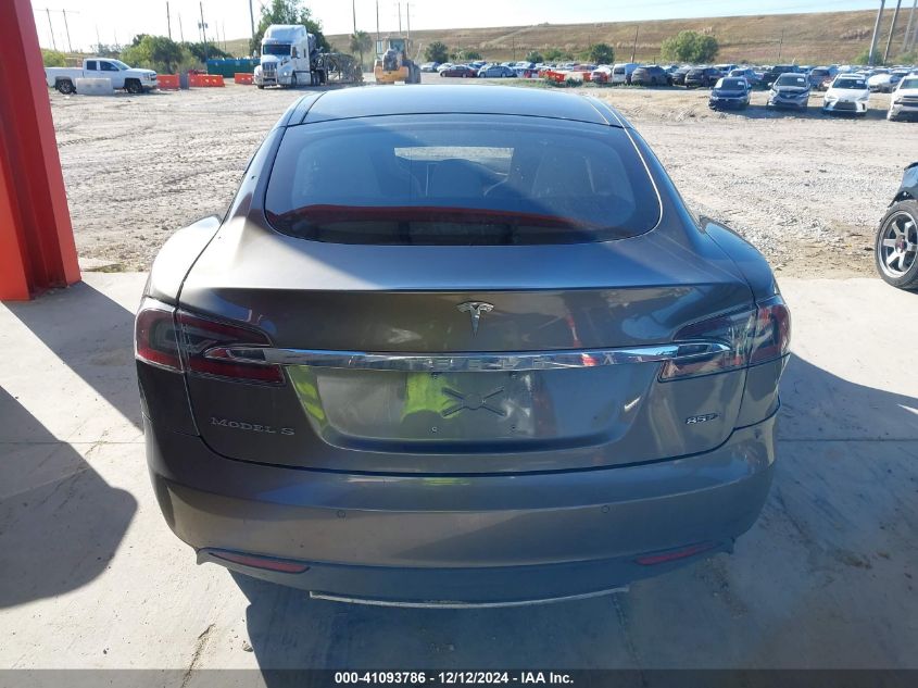 2015 Tesla Model S 70D/85D/P85D VIN: 5YJSA1H25FF092928 Lot: 41093786