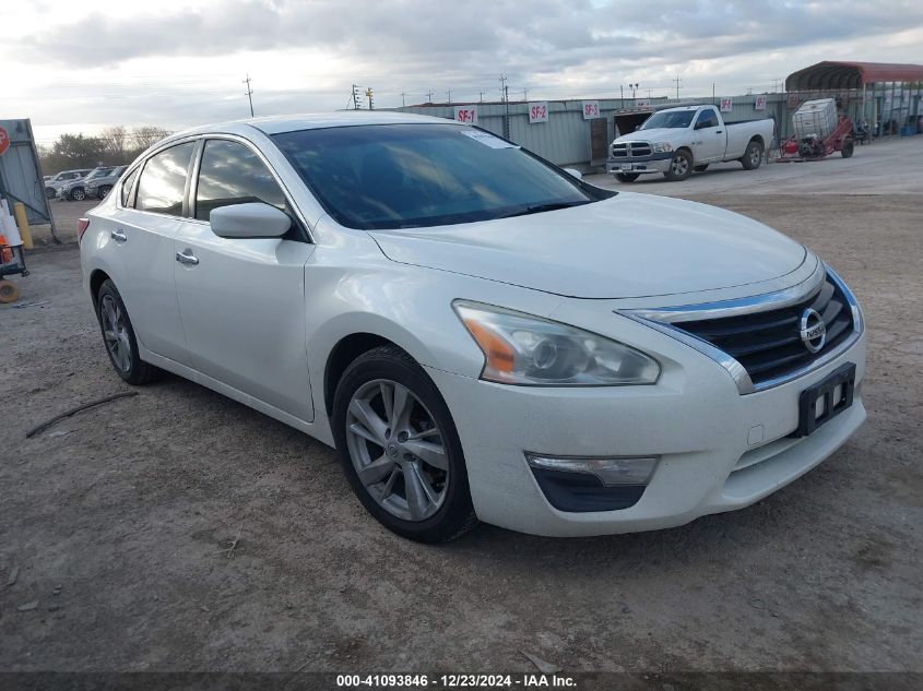 2014 Nissan Altima, 2.5 SV