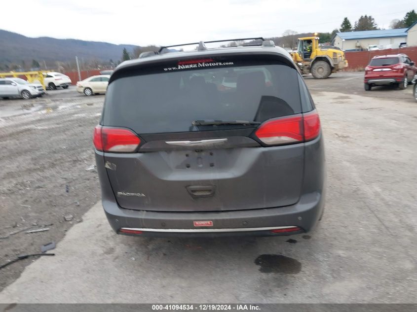 VIN 2C4RC1BG2HR831547 2017 Chrysler Pacifica, Touri... no.16