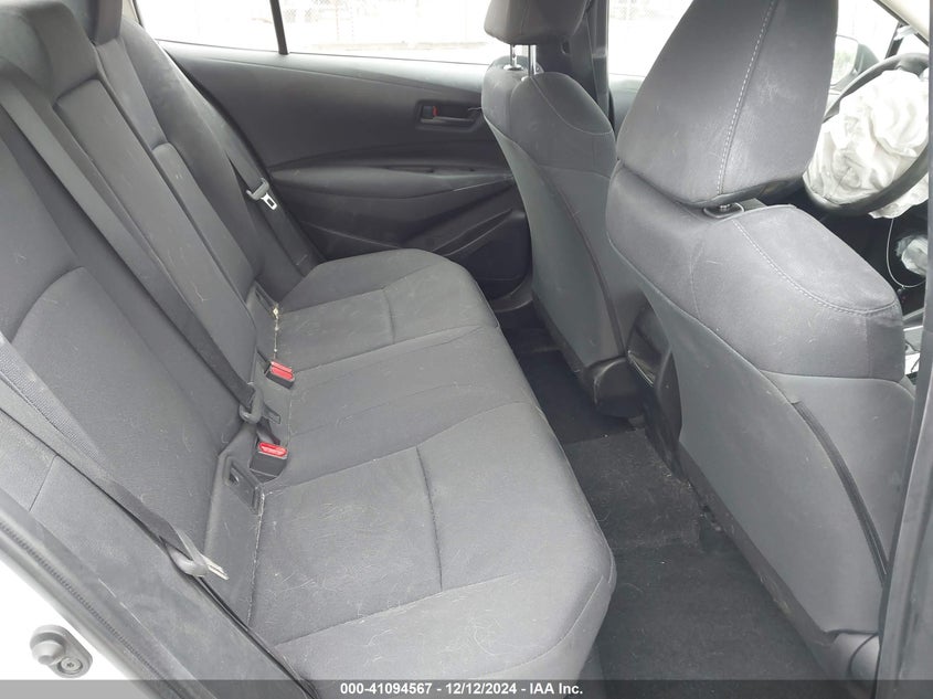 2022 TOYOTA COROLLA VIN: JTDEAMDE9NJ042300