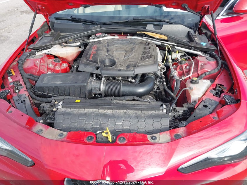 VIN ZARFAECN4H7546577 2017 ALFA ROMEO GIULIA TI RWD