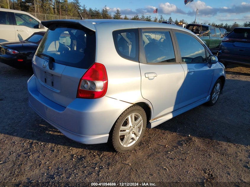 2008 HONDA FIT VIN: JHMGD38638S039015