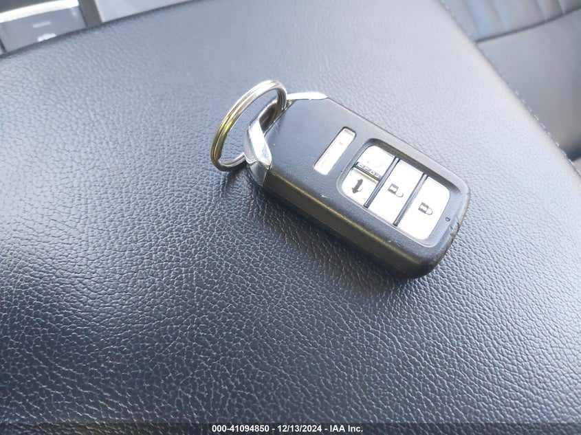 2018 HONDA ACCORD VIN: 1HGCV1F90JA087132