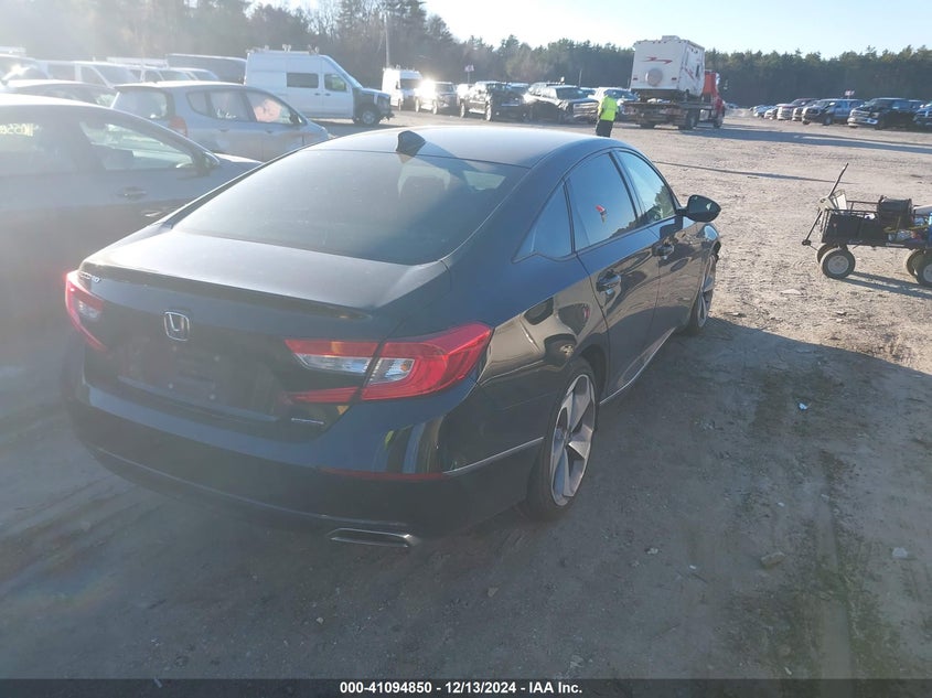 2018 HONDA ACCORD VIN: 1HGCV1F90JA087132