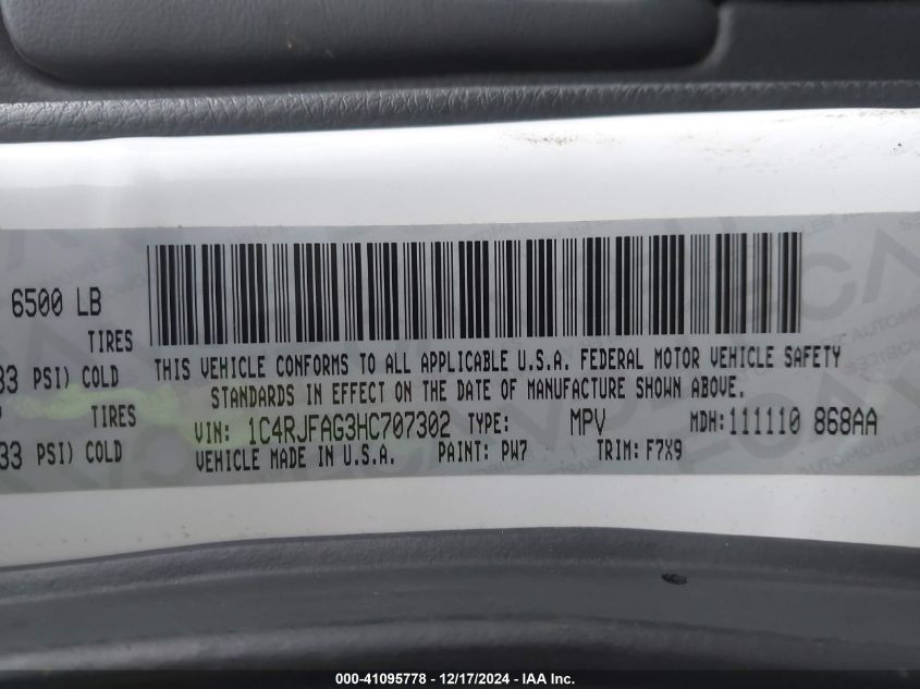 VIN 1C4RJFAG3HC707302 2017 JEEP GRAND CHEROKEE no.9