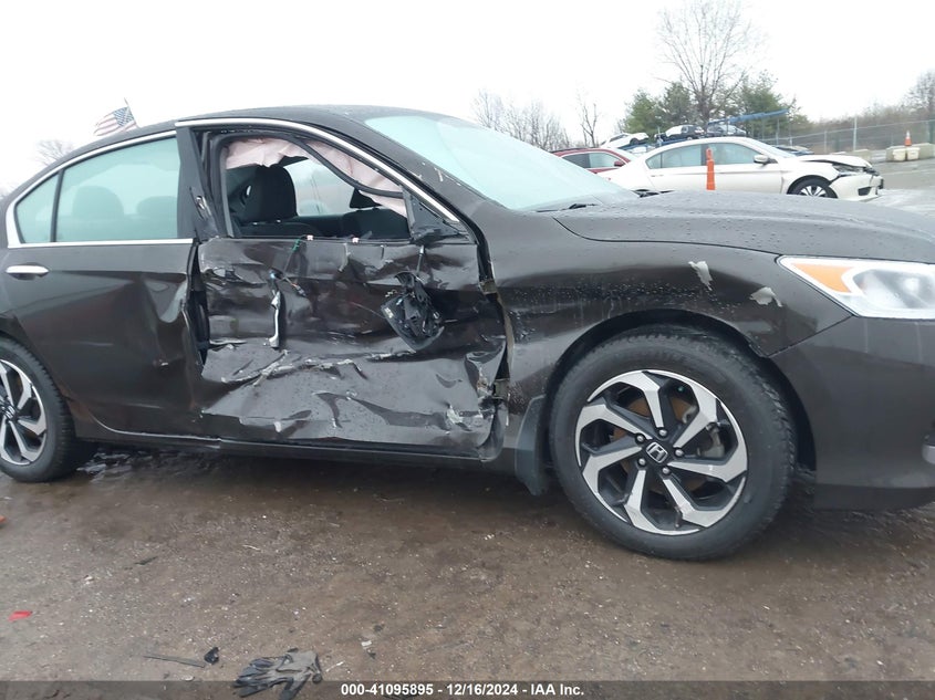 2016 HONDA ACCORD VIN: 1HGCR2F77GA045946