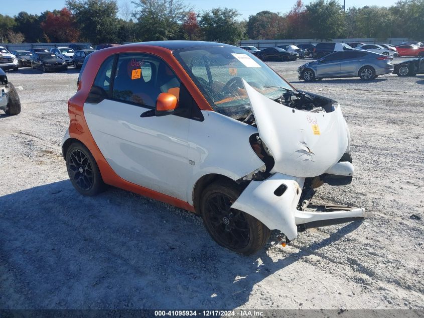 VIN WMEFJ5DA3GK075072 2016 SMART FORTWO no.1