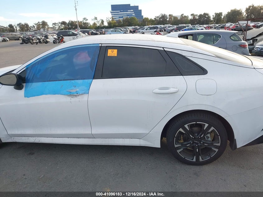 2024 KIA K5 VIN: 5XXG64J25RG263732