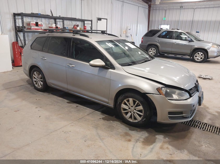 2017 Volkswagen Golf SportWagen