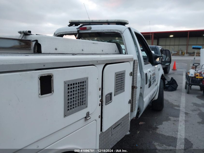 2005 Ford F-350 Chassis Xl/Xlt VIN: 1FDWF34P35EA61687 Lot: 41096781